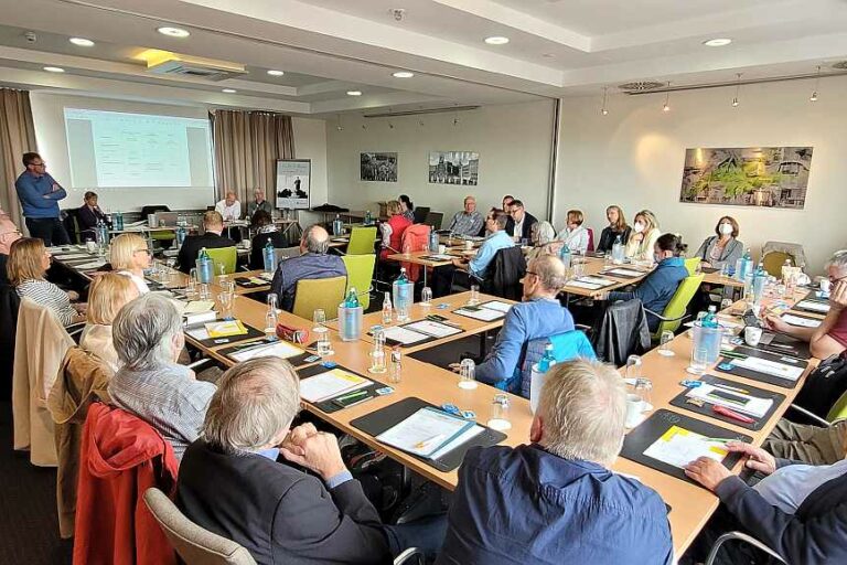 Der Hauptausschuss diskutierte in Dortmund aktuelle schul- und verbandspolitische Themen.