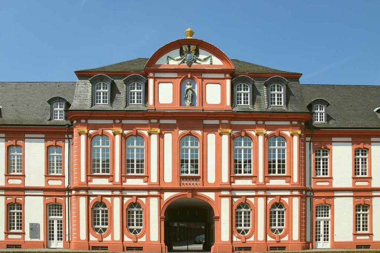 Abtei Brauweiler, Pulheim, Foto: Adobe Stock