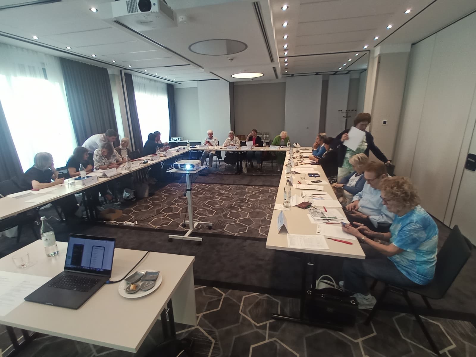IT-Fortbildung-Handy-Sept-2026-05-Arbeitsplenum