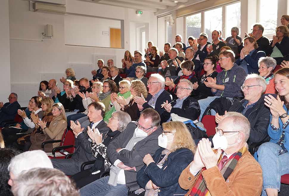 Müko-Foto-2022b: Wie hier bei der letzten Auflage im vergangenen Jahr können sich die Besucherinnen und Besucher des Mülheimer Kongresses 2023 auf ein spannendes Programm freuen. Foto: Smets