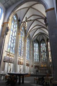 Der lichtdurchflutete gotische Teil von St. Ursula